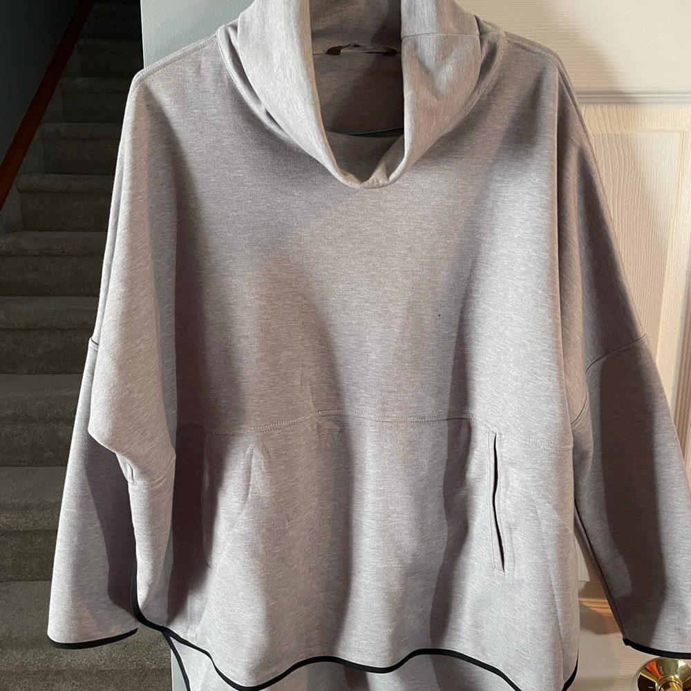 North Face Cozy Slacker Poncho